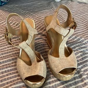 Antonio Melani wedges